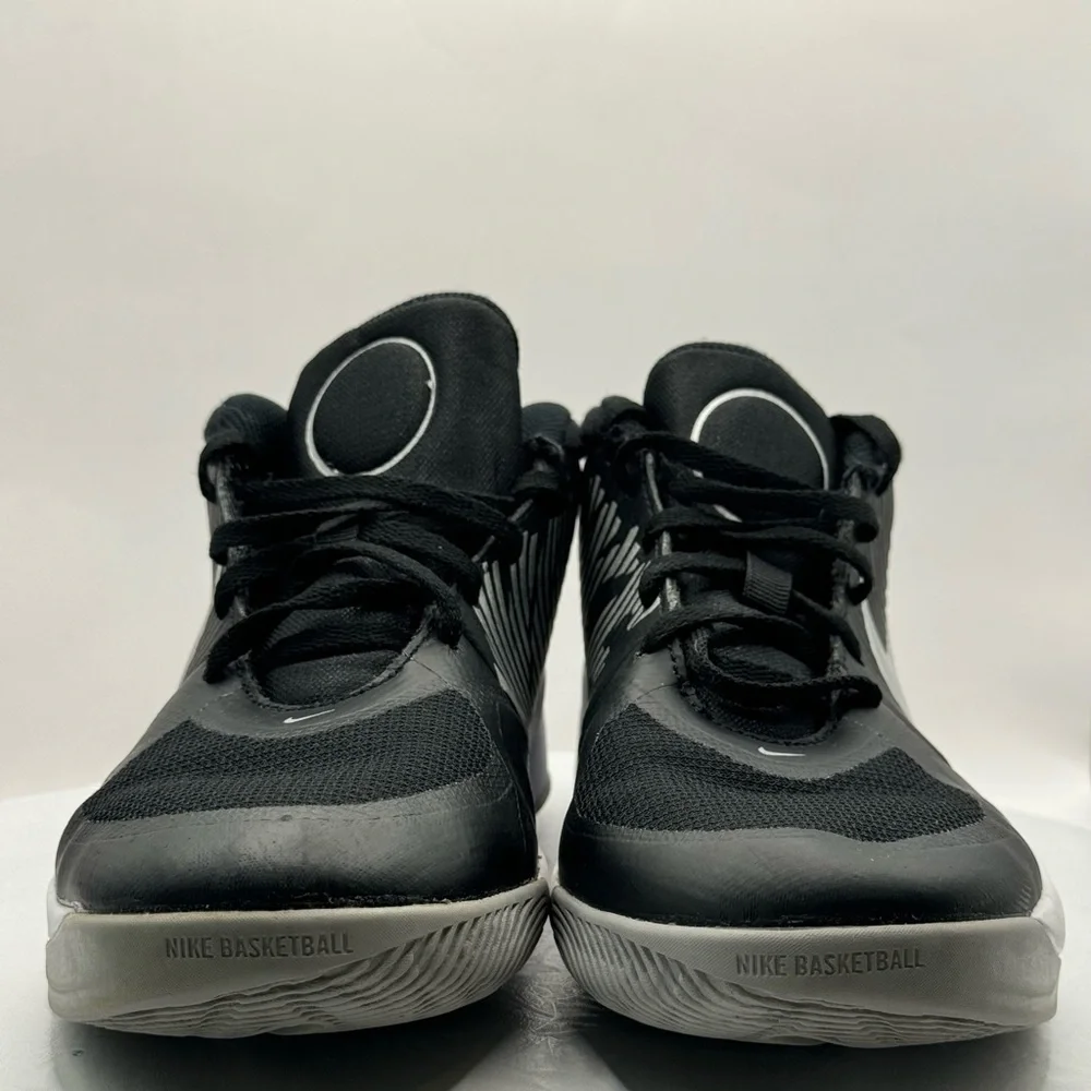 Nike Team Hustle D9 in Black, Silver,‎ and Grey Wolf AQ4224-001 Boys Siz…